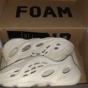 Yeezy foam runners